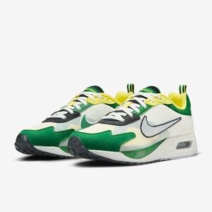 Nike White and Green Sneakers